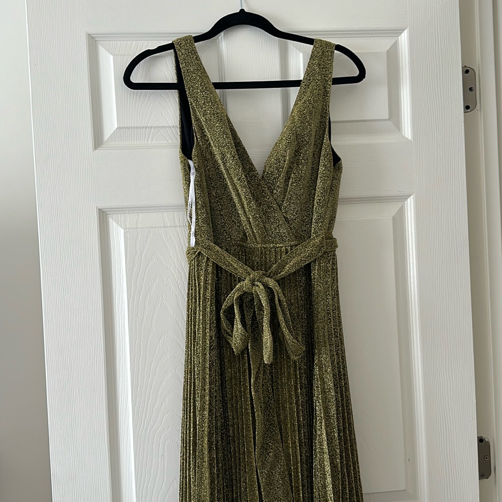 Going For Glitz Gold Metallic Pleated Maxi Dress